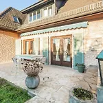 The Park Nest Frankfurt * Friedrichsdorf