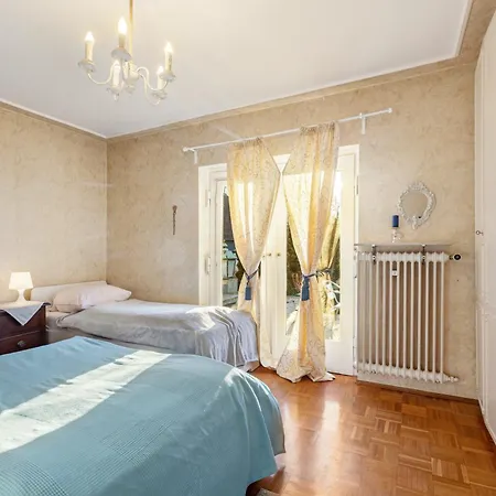 The Park Nest Frankfurt Apartment